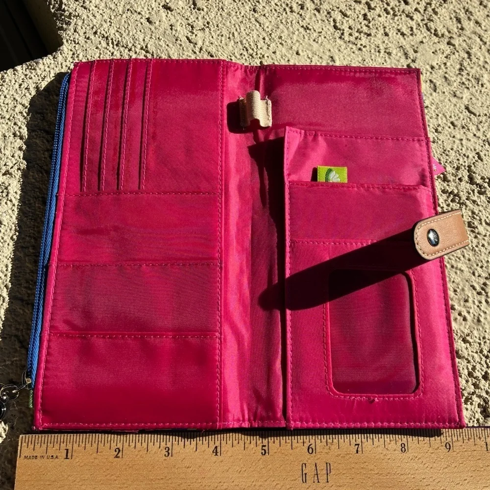 Lily Bloom Travel Wallet with Tropical Pattern